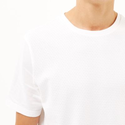 White dotty texture t-shirt